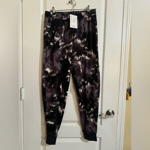 Medium Jax  LuLaRoe Jogger Pants in purple tie-dye print.